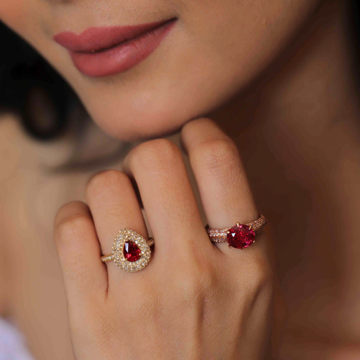 Délicat Ruby Pear Ring